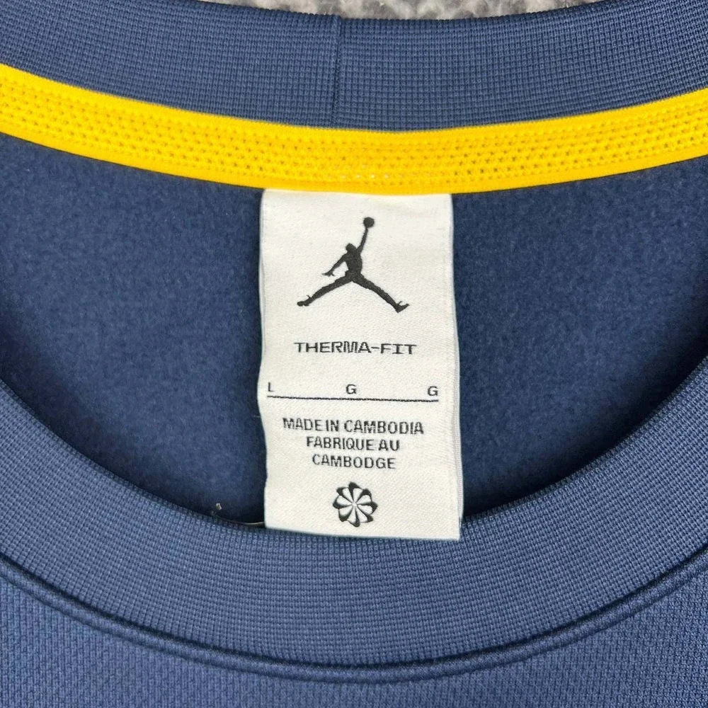 Air Jordan Michigan Wolverines Therma-FIT Sweatshirt Men Large Blue Crewneck New